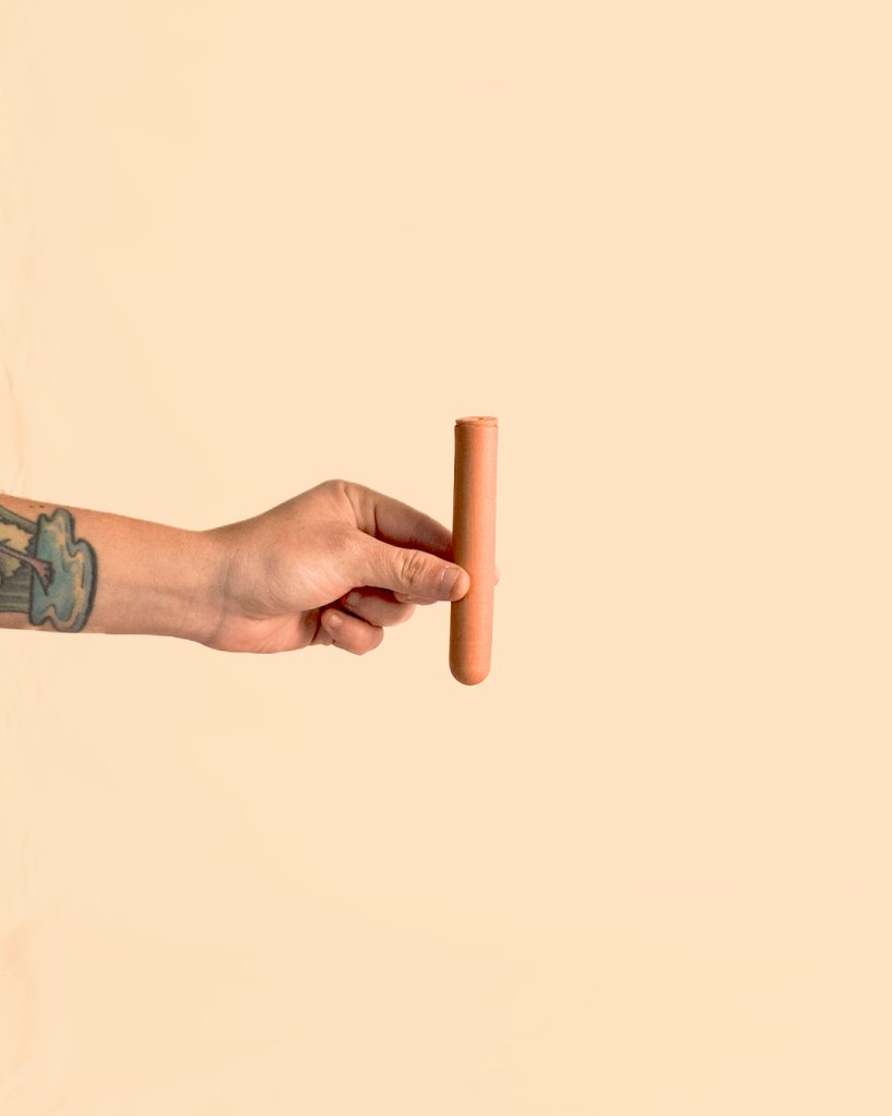 Mini Tubo Autorriego mano