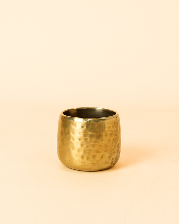 elegans-mini-maceta-dorada