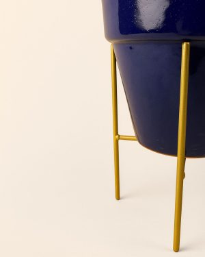 soporte-dorado-detalle-maceta